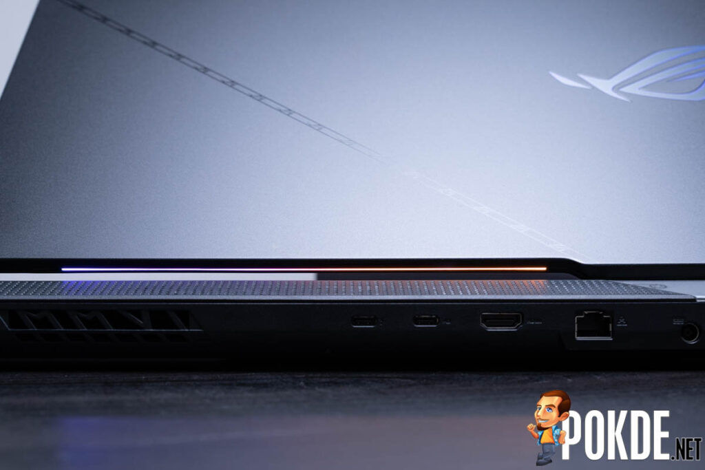 ASUS ROG Strix SCAR 17 2022 Review-8