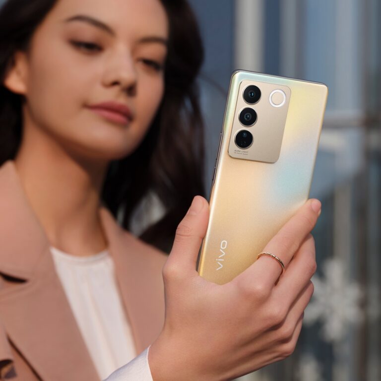 vivo V27: Industry's 1st Aura Light Portrait with IMX766V, a Master of Portrait Images - 26 vivo V27: Industry's 1st Aura Light Portrait with IMX766V, a Master of Portrait Images - 25