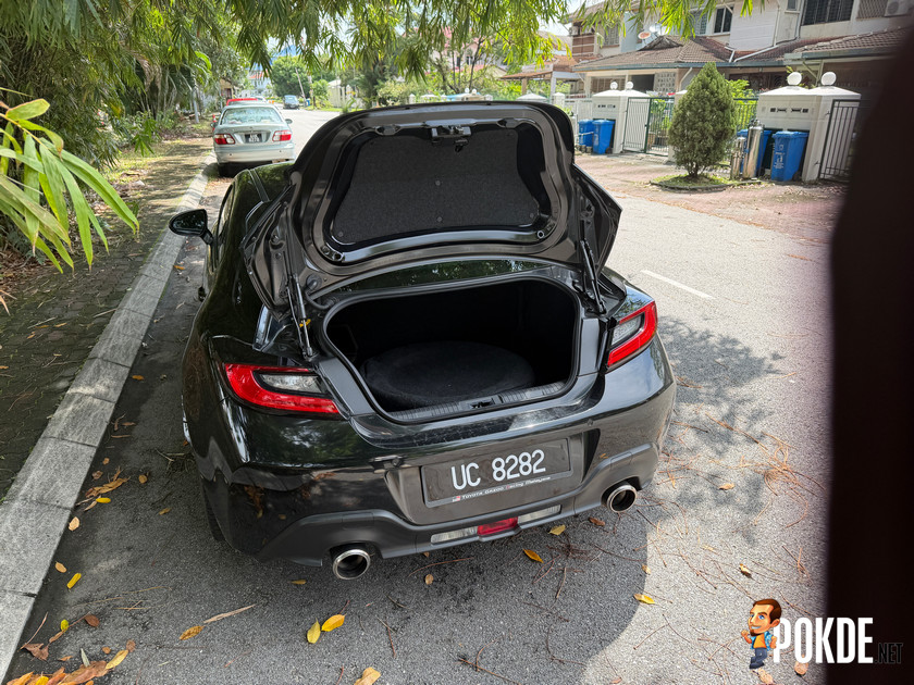 Toyota GR86 Review (A/T) — The Friendly Face of a Driver's Car - 37