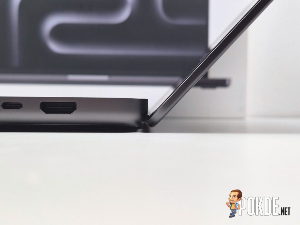 macbook pro m5 max review 09