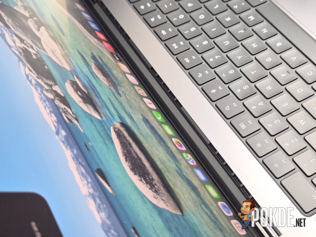 macbook pro m5 max review 15