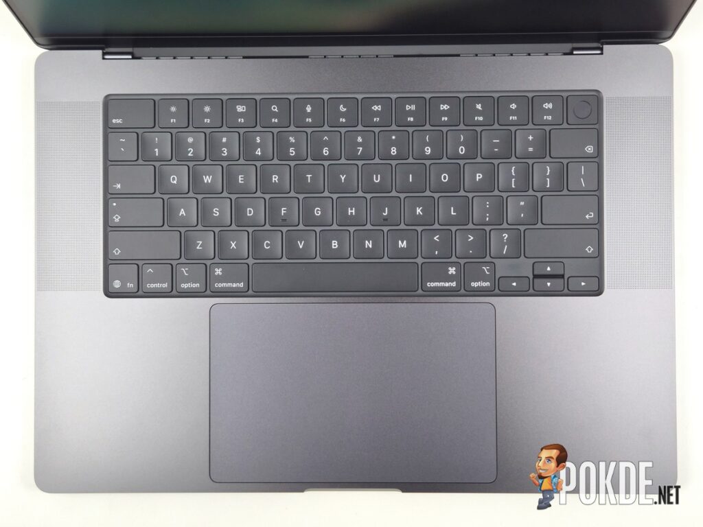 macbook pro m5 max review 08