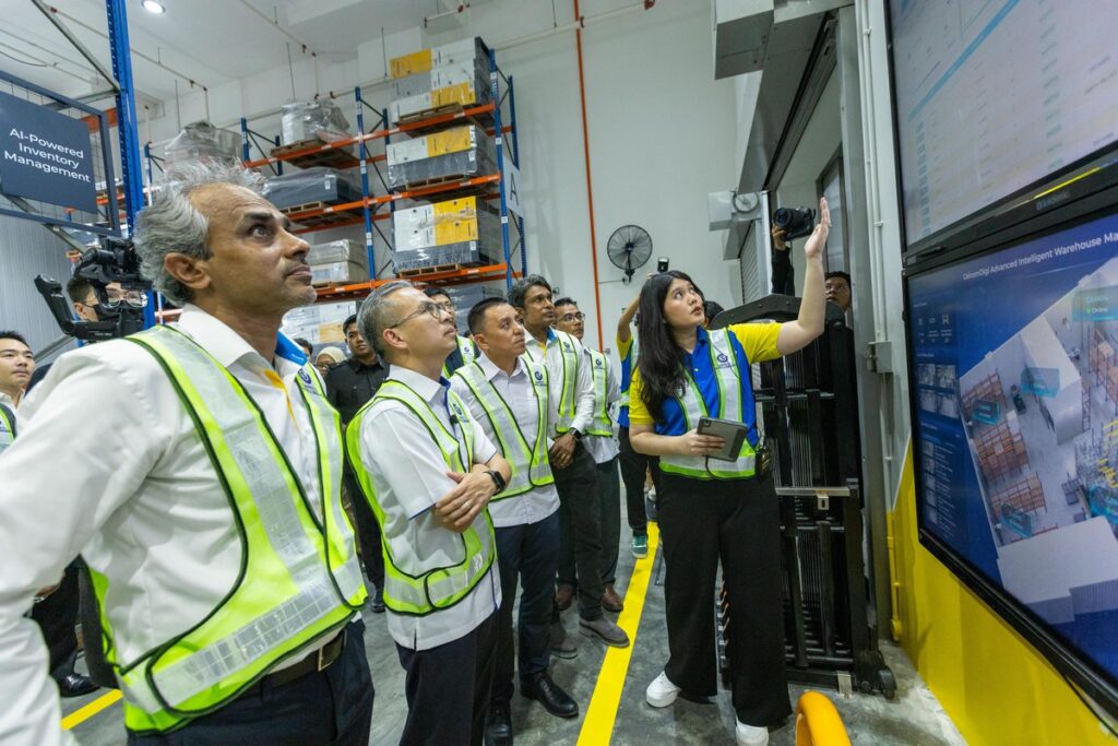 CelcomDigi Demonstrates Its Advanced Intelligent Warehouse Powered By 5G-SA Network - 14