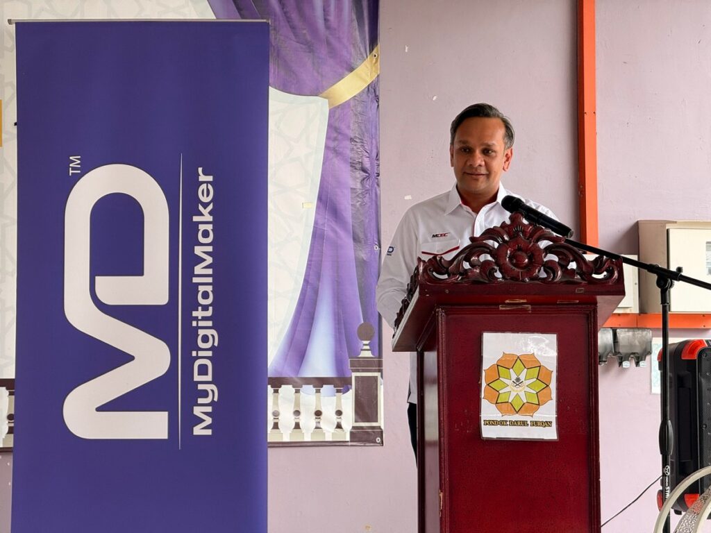 MDEC Digital IPI Program Delivers First Digital Maker Hub To Pondok Darul Furqan In Perak