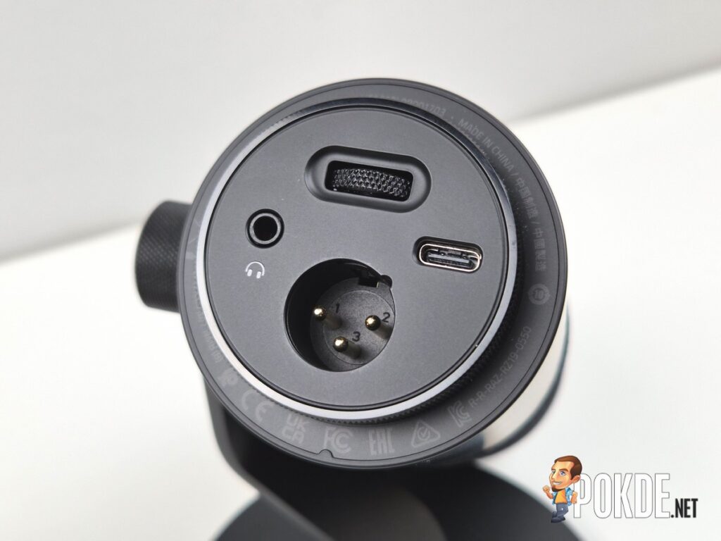 Razer Seiren V3 Pro Review — A Streaming Mic That Finally Gets Its Priorities Right - 22 Razer Seiren V3 Pro Review — A Streaming Mic That Finally Gets Its Priorities Right - 21