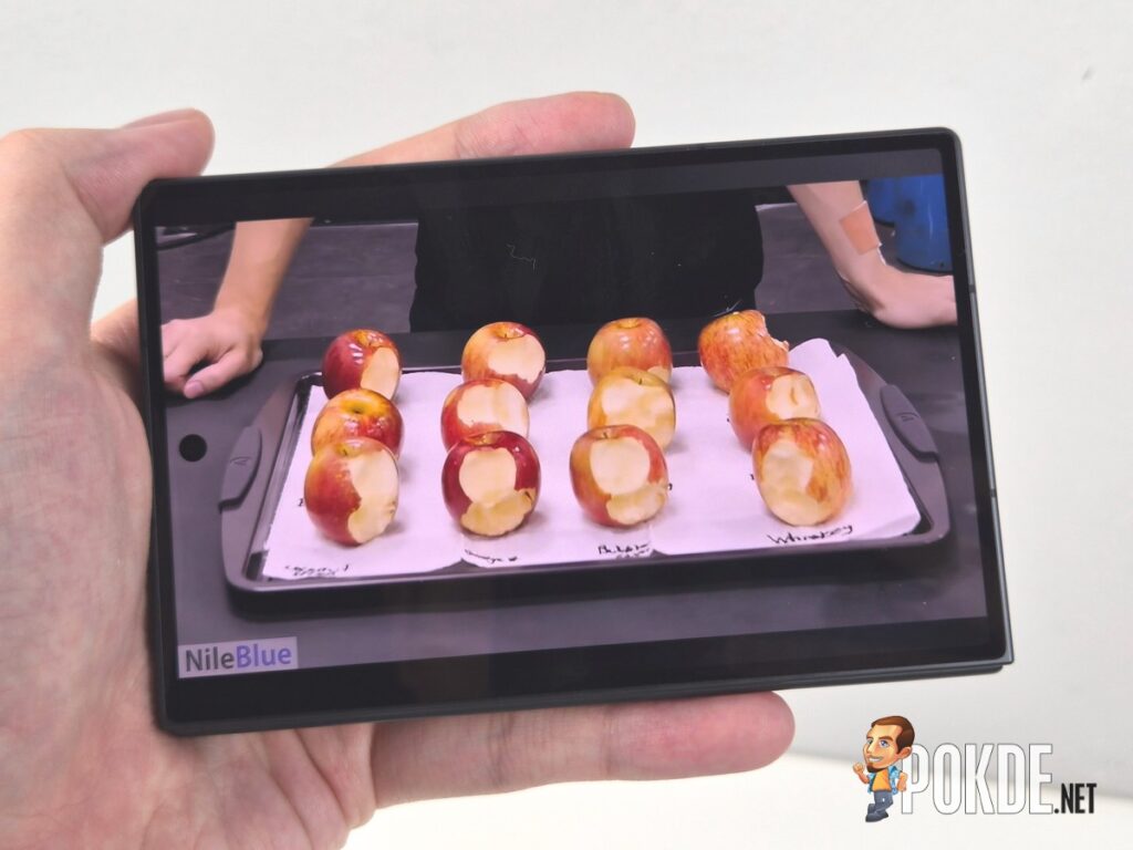 Samsung Galaxy Z Fold8 Review — The Passport-Shaped Phone That Made Me Rethink Foldables - 234 Samsung Galaxy Z Fold8 Review — The Passport-Shaped Phone That Made Me Rethink Foldables - 233