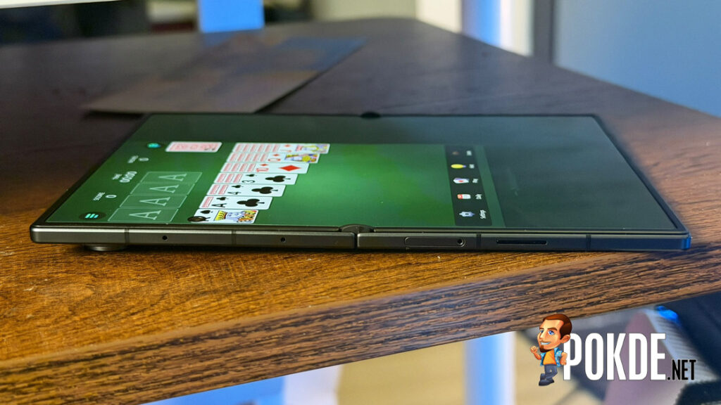 Samsung Galaxy Z Fold8 Review — The Passport-Shaped Phone That Made Me Rethink Foldables - 248 Samsung Galaxy Z Fold8 Review — The Passport-Shaped Phone That Made Me Rethink Foldables - 247