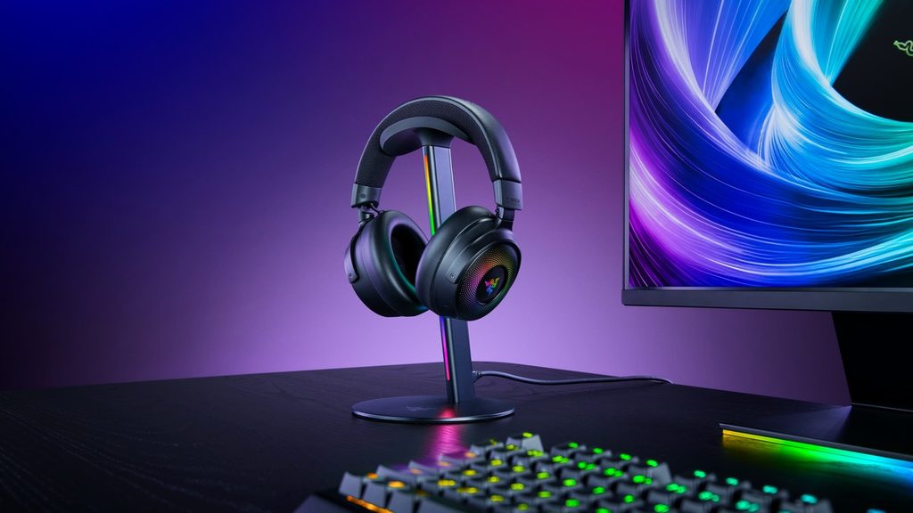 Razer Base Station V3 Chroma Adds Automatic Headset Detection Alongside New Design - 15 Razer Base Station V3 Chroma Adds Automatic Headset Detection Alongside New Design - 14