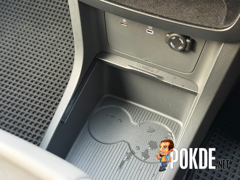Dongfeng VIGO Review — The Split Tailgate SUV That Sneaks Up On You - 69 Dongfeng VIGO Review — The Split Tailgate SUV That Sneaks Up On You - 68