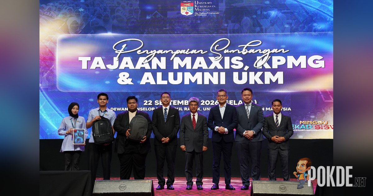 Maxis Donates 15 Refurbished Laptops to UKM Students Crossing 1,000 Unit Milestone
