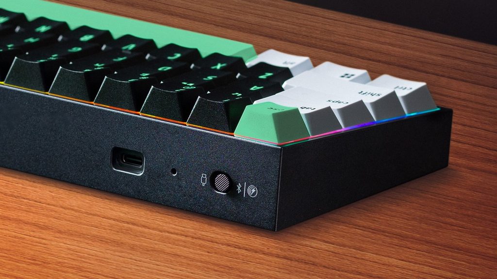 Razer Reclusa Mini 65% Launches as a Wireless Hot-Swappable Magnetic Gaming Keyboard - 17 Razer Reclusa Mini 65% Launches as a Wireless Hot-Swappable Magnetic Gaming Keyboard - 16